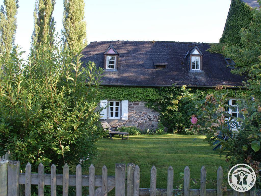 photo 0