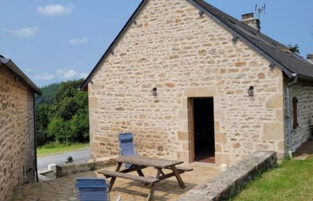 G&icirc;te n&deg;19G41791 P&eacute;rols-sur-V&eacute;z&egrave;re - Corr&egrave;ze - photo