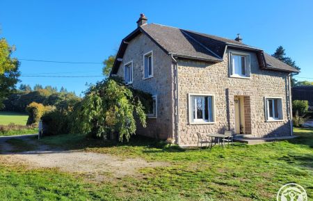 G&icirc;te n&deg;19G4204 Saint-Exup&eacute;ry-les-Roches - Corr&egrave;ze - photo