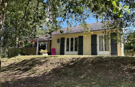 G&icirc;te n&deg;19G5160 Marcillac-la-Croisille - Corr&egrave;ze - photo