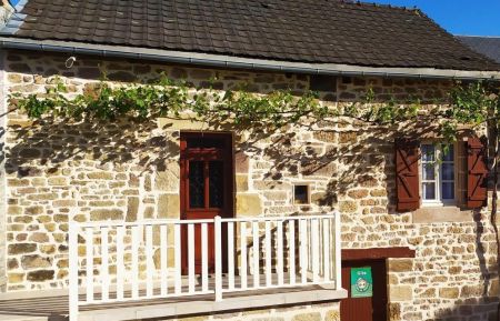 gîte rénové en 2020.
avec terrasse Gîte n°19G2090 Dampniat - Corrèze - gîte rénové en 2020.
avec terrasse