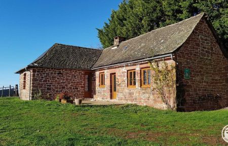 G&icirc;te n&deg;19G2111 Lagleygeolle - Corr&egrave;ze - G&icirc;te Les Combottes 