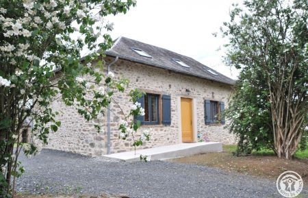 G&icirc;te n&deg;19G3053 Espartignac - Corr&egrave;ze - Entr&eacute;e