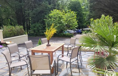 Terrasse avec vue sur la Vézère Gîte n°19G3222 Voutezac - Corrèze - Terrasse avec vue sur la Vézère