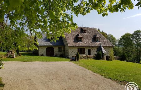 G&icirc;te n&deg;19G5139 Latronche - Corr&egrave;ze - photo