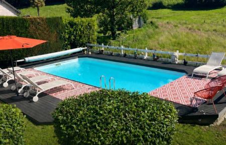 La Grange de Clémence piscine pour nos hôtes sans vis à vis face aux vignes. Chambre d'hôtes n°19G2722 Sainte-Féréole - Corrèze - La Grange de Clémence piscine pour nos hôtes sans vis à vis face aux vignes.