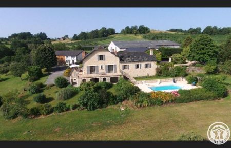 Chambre d'h&ocirc;tes n&deg;19G2726 Larche - Corr&egrave;ze - photo vue d'ensemble