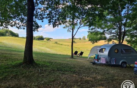 Camping du Bois Coutal en Corrèze Aire naturelle n°19G3660 Vigeois - Corrèze - Camping du Bois Coutal en Corrèze