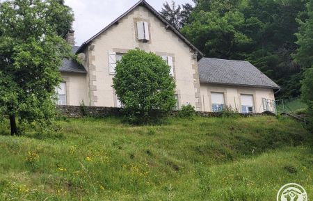 G&icirc;te n&deg;19G4104 Grandsaigne - Corr&egrave;ze - photo