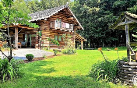G&icirc;te n&deg;19G4219 Saint-Hilaire-les-Courbes - Corr&egrave;ze - Chalet des Lacs 