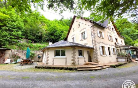 G&icirc;te n&deg;19G5104 Marcillac-la-Croisille - Corr&egrave;ze - photo