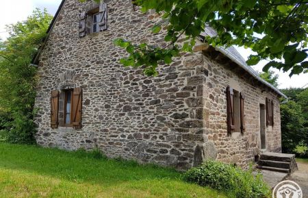 G&icirc;te n&deg;19G5125 Lafage-sur-Sombre - Corr&egrave;ze - photo
