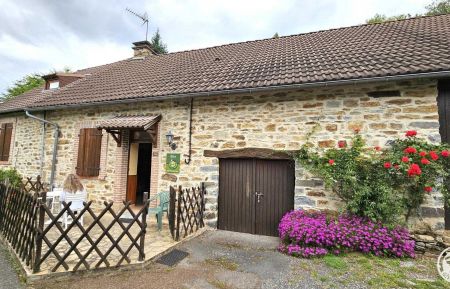 G&icirc;te n&deg;19G1136 Sainte-Fortunade - Corr&egrave;ze - photo