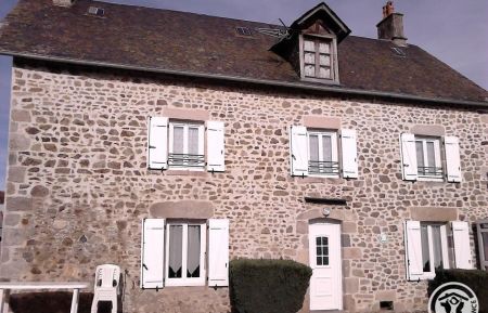 G&icirc;te n&deg;19G4072 Couffy-sur-Sarsonne - Corr&egrave;ze - photo
