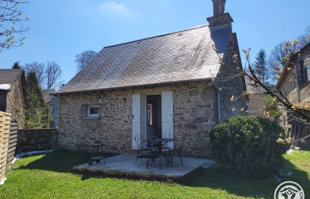 G&icirc;te n&deg;19G4131 Le Lonzac - Corr&egrave;ze - photo