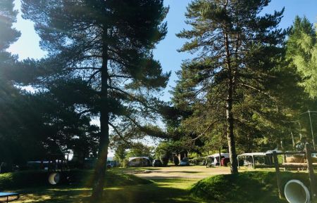 Camping et Chalets La Roche Canillac Camping n°19G5667 La Roche-Canillac - Corrèze - Camping et Chalets La Roche Canillac