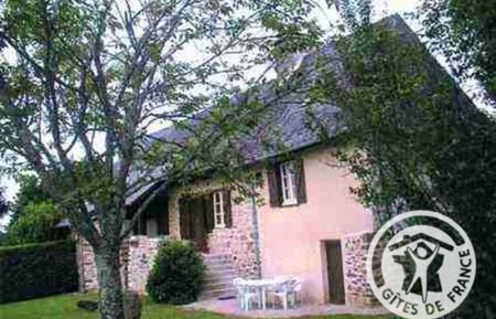 Vue terrasse du jardin Gîte n°19G3111 Orgnac-sur-Vézère - Corrèze - Vue terrasse du jardin