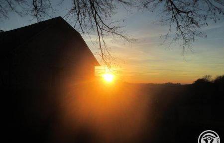 Gîte Pura Vida, Coucher de soleil, vu du gîte ! Gîte n°19G2021 Beynat - Corrèze - Gîte Pura Vida, Coucher de soleil, vu du gîte !